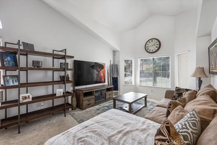 43444 Avenida Miraflores, Hemet, California 92544