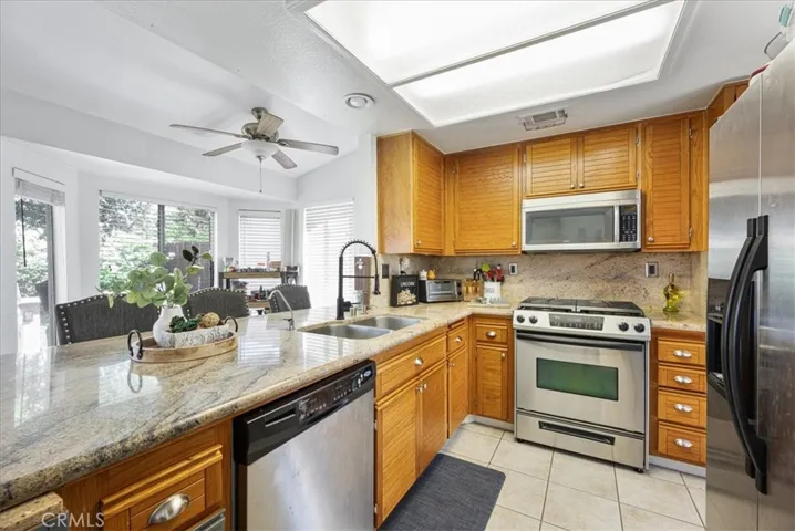 43444 Avenida Miraflores, Hemet, California 92544
