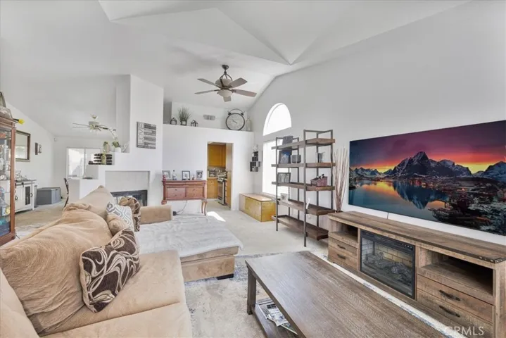 43444 Avenida Miraflores, Hemet, California 92544