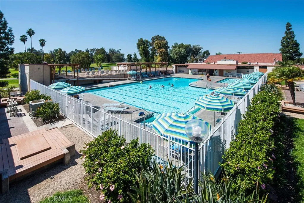 336 Avenida Sevilla B, Laguna Woods, California 92637 home-pic-22
