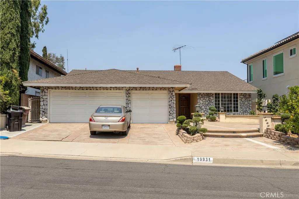 19931 Crestknoll Drive, Yorba Linda, California 92886, 4 Bedrooms Bedrooms, ,2 BathroomsBathrooms,Residential,For Sale,Crestknoll,TR25187244
