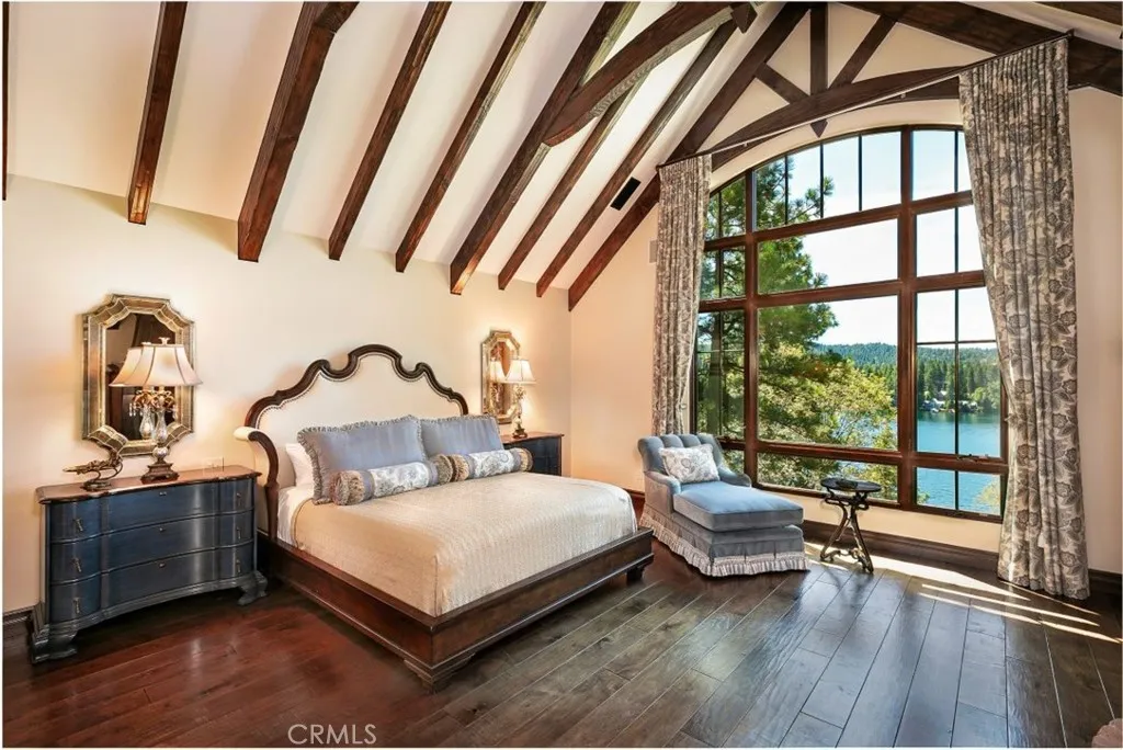 28087 North Shore Road, Lake Arrowhead, California 92352 home-pic-16
