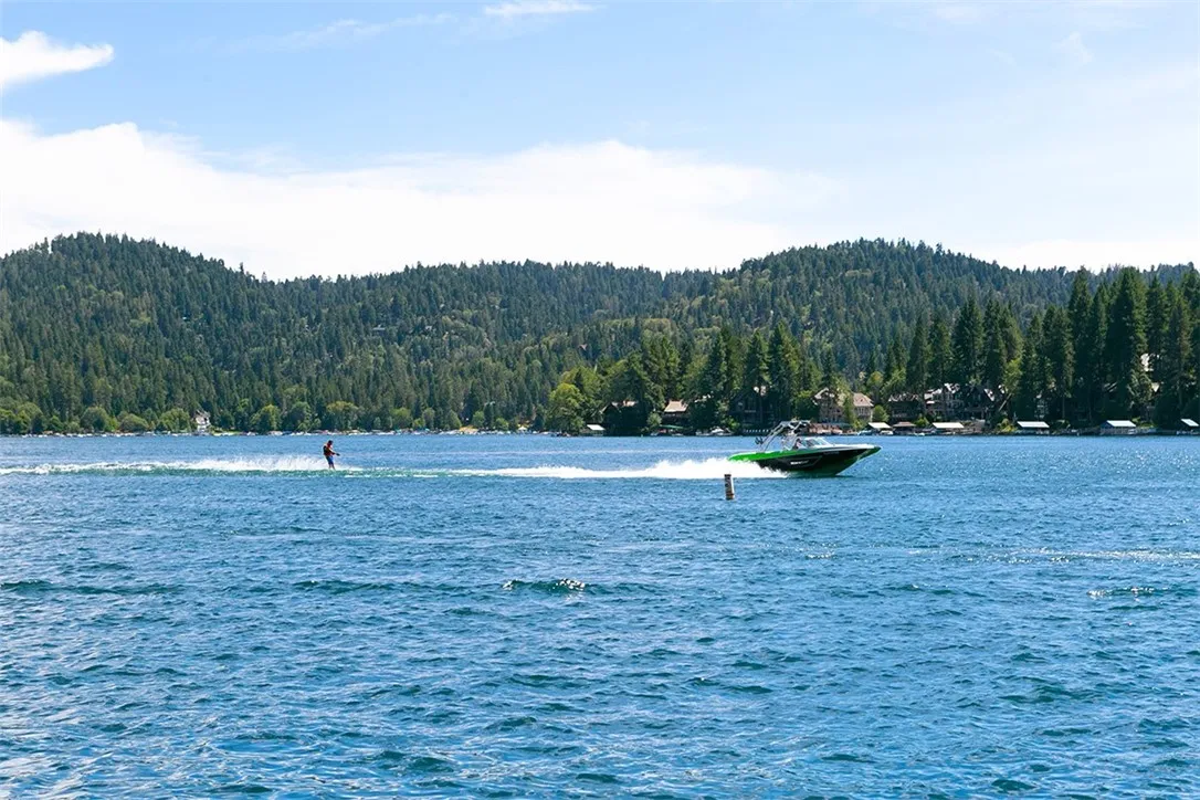 28087 North Shore Road, Lake Arrowhead, California 92352 home-pic-47