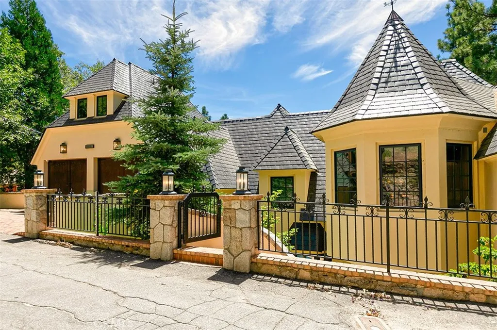 28087 North Shore Road, Lake Arrowhead, California 92352 home-pic-0