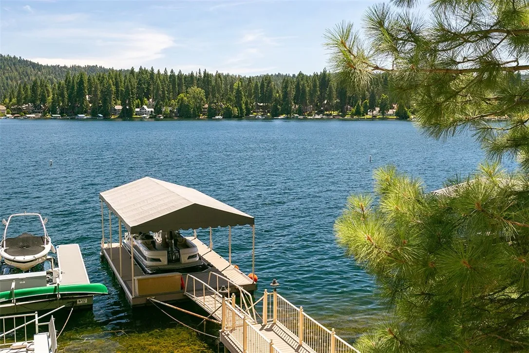 28087 North Shore Road, Lake Arrowhead, California 92352 home-pic-41