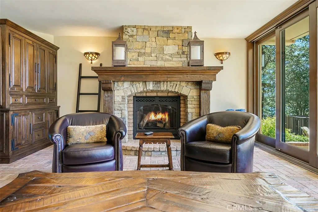 28087 North Shore Road, Lake Arrowhead, California 92352 home-pic-27