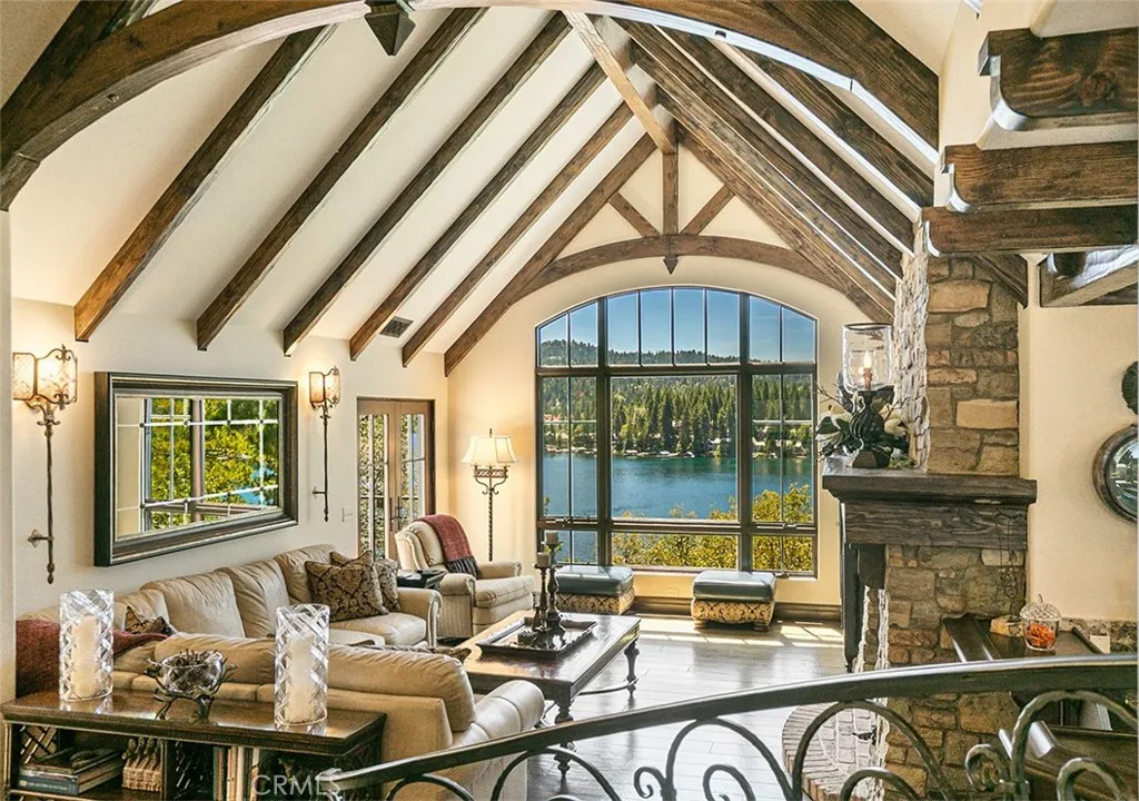 28087 North Shore Road, Lake Arrowhead, California 92352 home-pic-3
