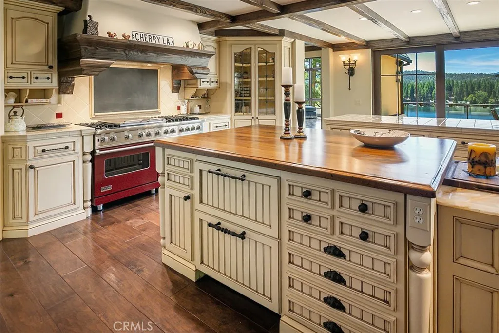 28087 North Shore Road, Lake Arrowhead, California 92352 home-pic-6