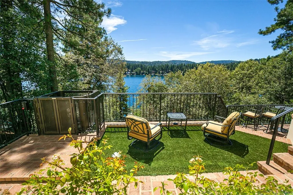28087 North Shore Road, Lake Arrowhead, California 92352 home-pic-31