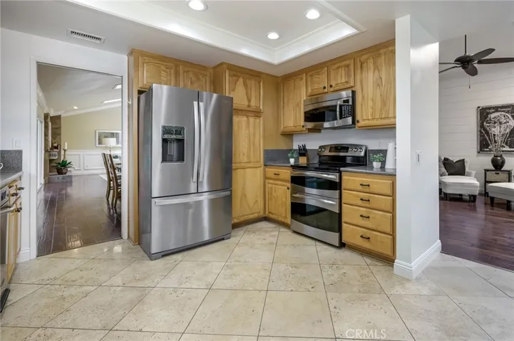 6587 E Via Arboles, Anaheim Hills, California 92807