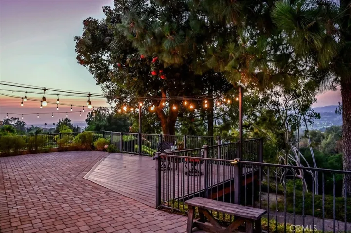 6587 E Via Arboles, Anaheim Hills, California 92807