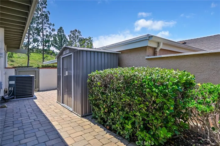 6587 E Via Arboles, Anaheim Hills, California 92807