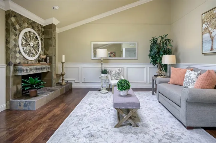 6587 E Via Arboles, Anaheim Hills, California 92807