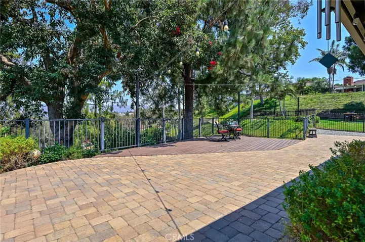 6587 E Via Arboles, Anaheim Hills, California 92807