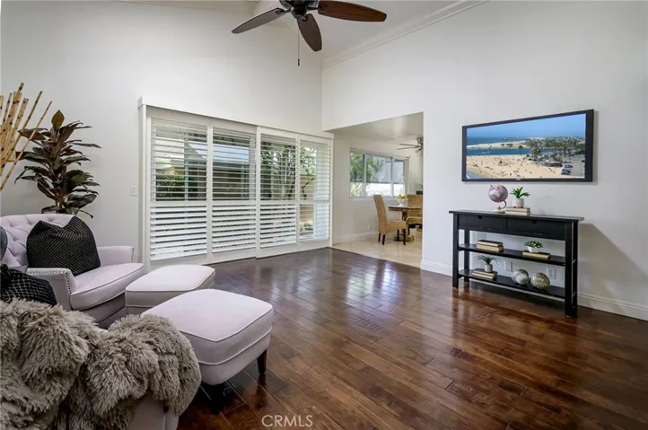 6587 E Via Arboles, Anaheim Hills, California 92807