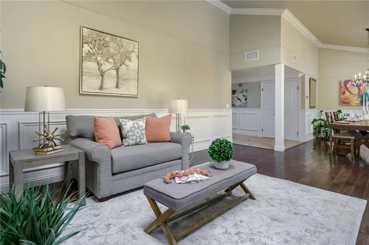 6587 E Via Arboles, Anaheim Hills, California 92807