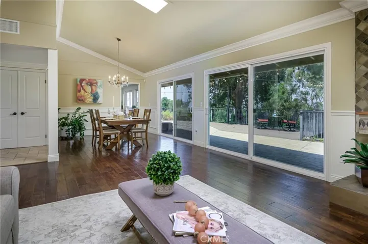 6587 E Via Arboles, Anaheim Hills, California 92807