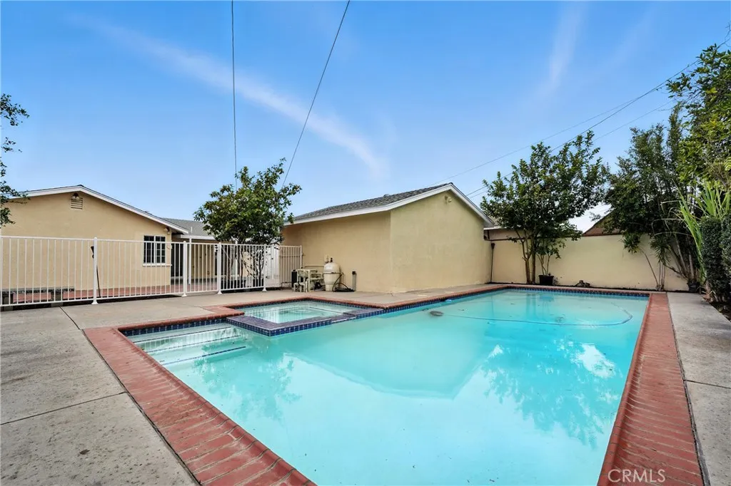 8456 San Clemente Way, Buena Park, California 90620, 4 Bedrooms Bedrooms, ,2 BathroomsBathrooms,Residential,For Sale,San Clemente,RS25180508