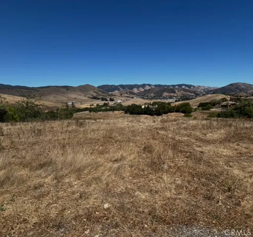 Looking towards Cal Poly from main road.