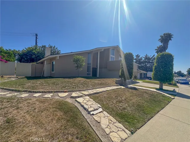 25512 Maximus Street, Mission Viejo, California 92691