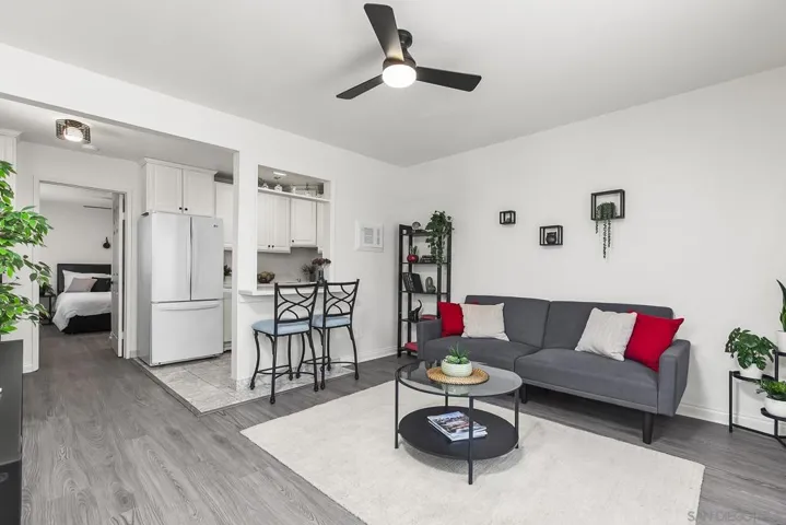 4921 Trojan Avenue 2, San Diego, California 92115