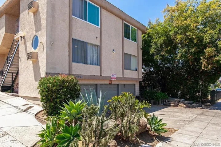 4921 Trojan Avenue 2, San Diego, California 92115