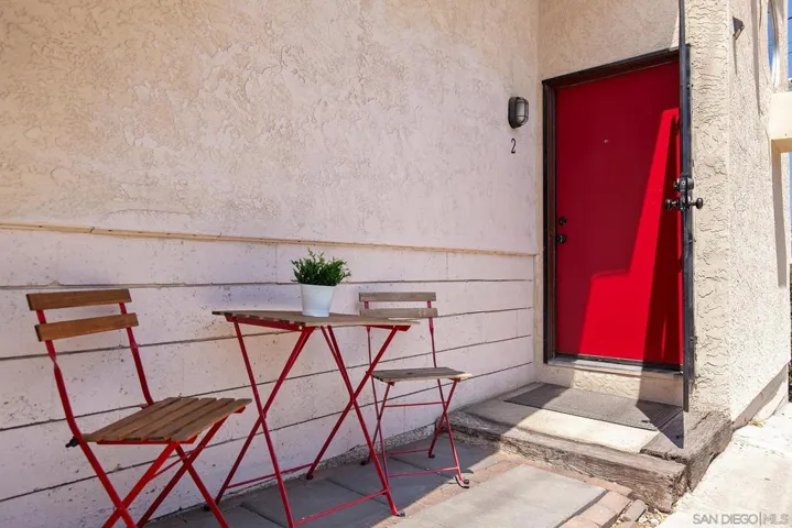 4921 Trojan Avenue 2, San Diego, California 92115