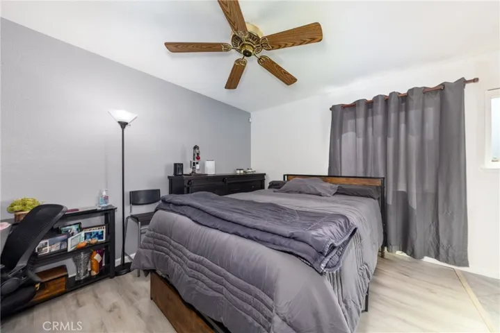 870 Falcon Lane, Redlands, California 92374
