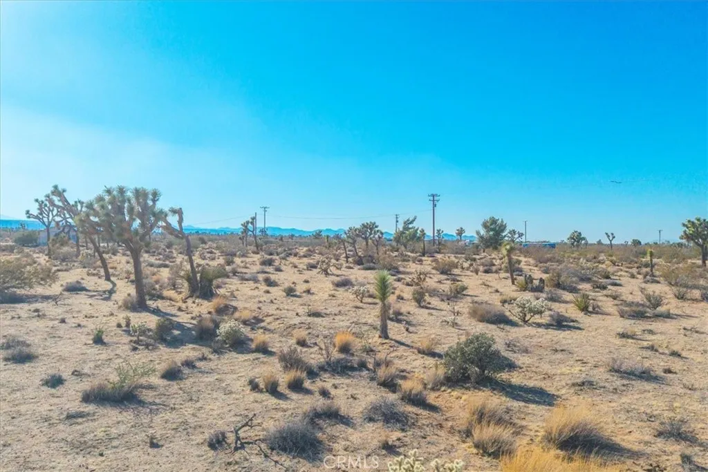 59057 Aberdeen Drive, Yucca Valley, California 92284 home-pic-28