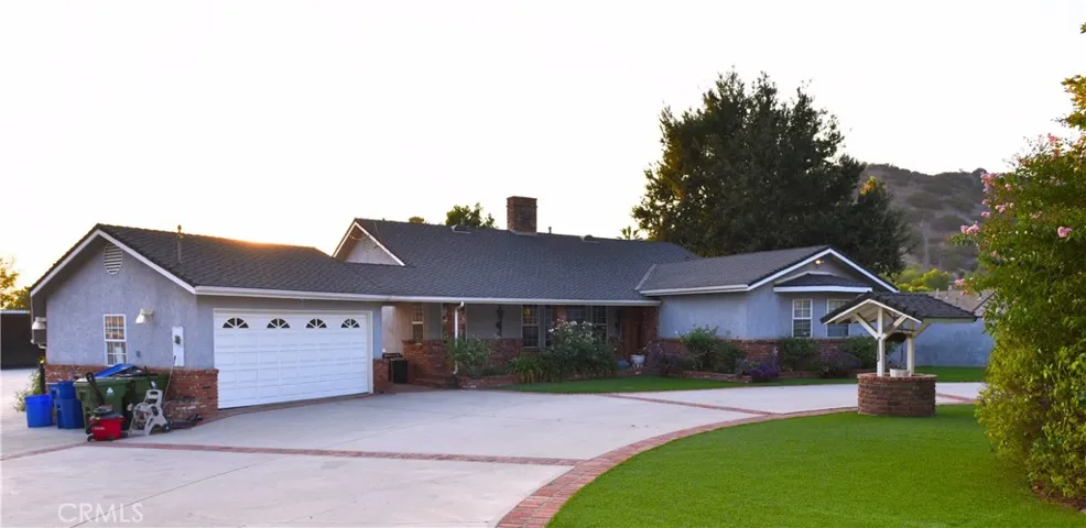 9141 Wheatland Avenue, Sun Valley, California 91352