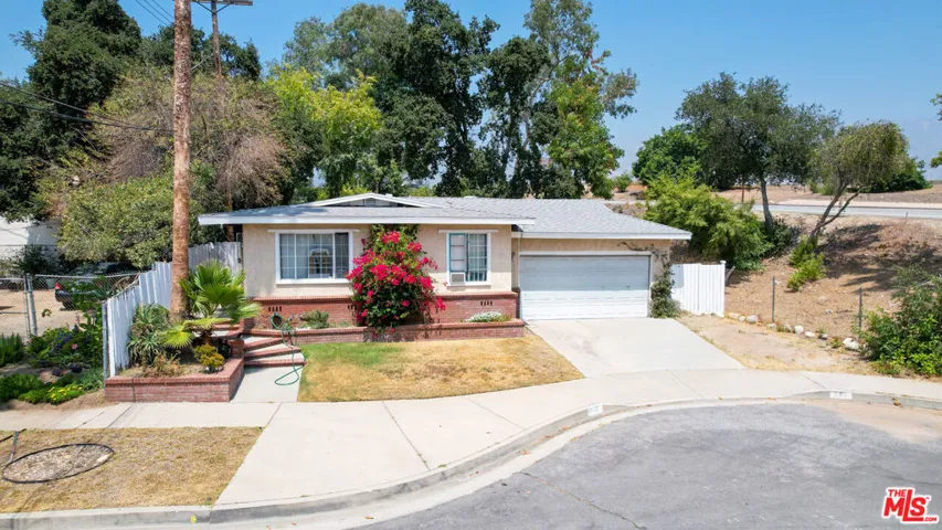 545 Stanton Street, Pasadena, California 91103