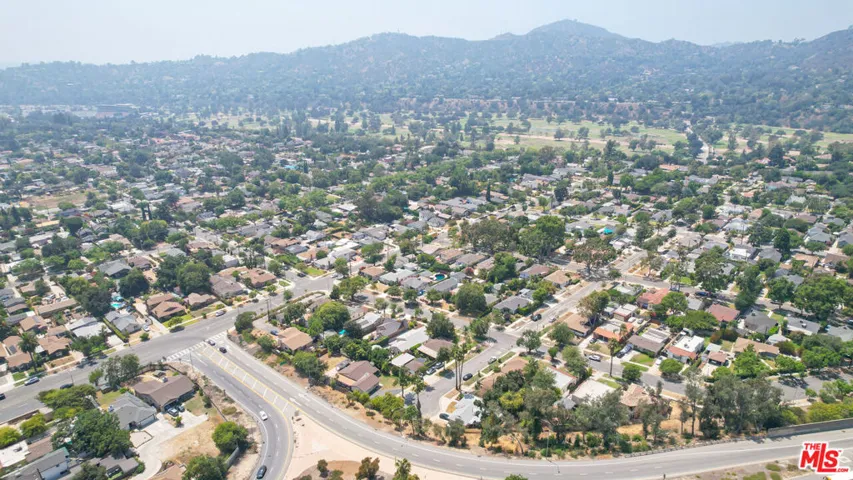 545 Stanton Street, Pasadena, California 91103