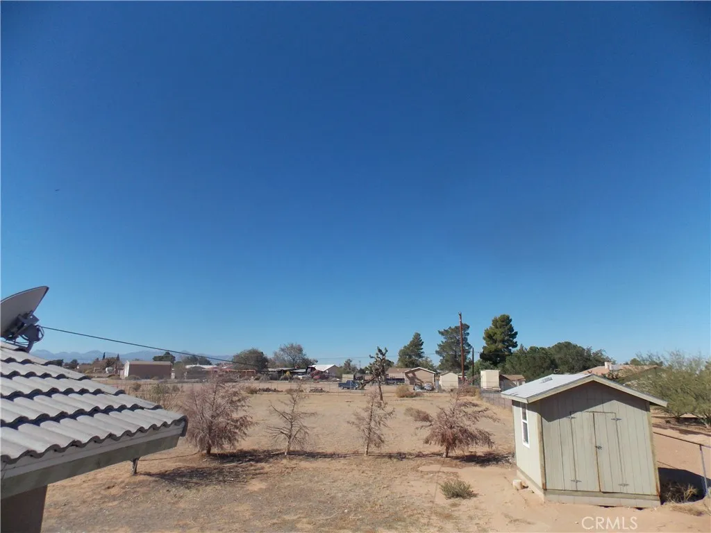 14470 Navajo Road, Apple Valley, California 92307 home-pic-8