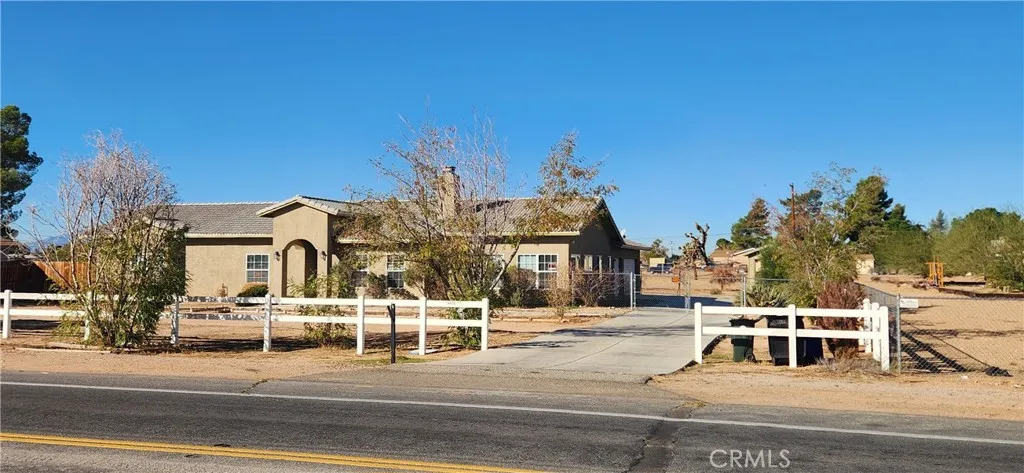 14470 Navajo Road, Apple Valley, California 92307 home-pic-28