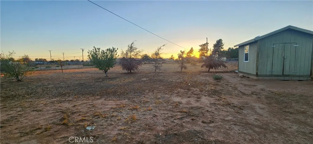 14470 Navajo Road, Apple Valley, California 92307 home-pic-6