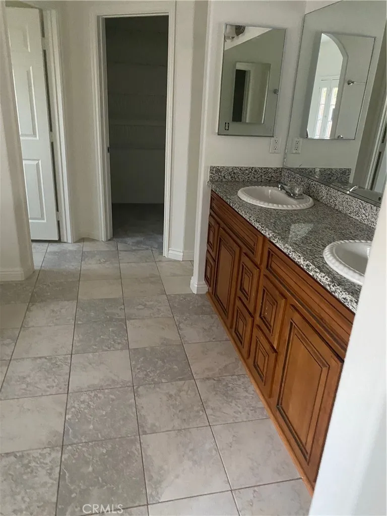 14470 Navajo Road, Apple Valley, California 92307 home-pic-23