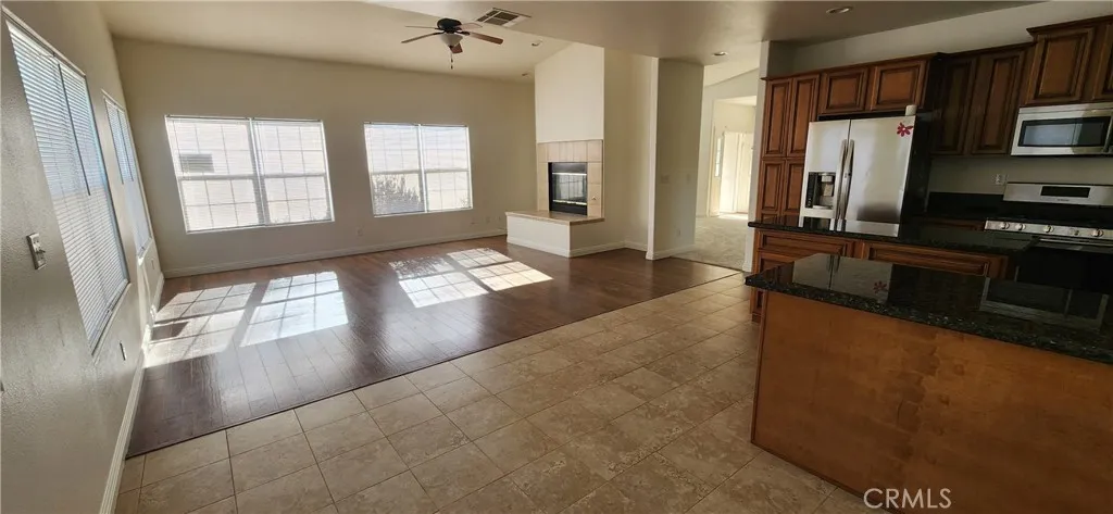 14470 Navajo Road, Apple Valley, California 92307 home-pic-12