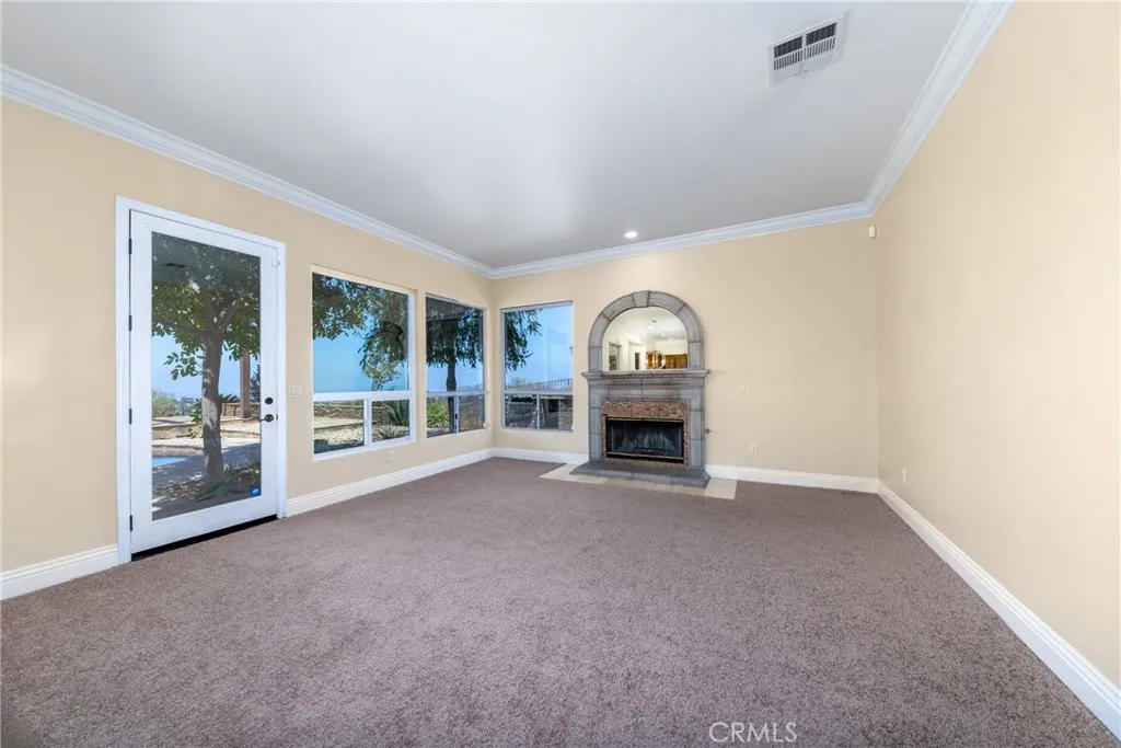 7007 Golden Vale Drive, Riverside, California 92506 home-pic-35