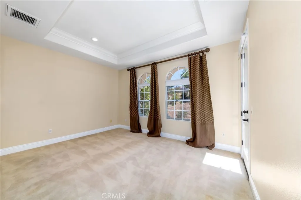 7007 Golden Vale Drive, Riverside, California 92506 home-pic-51