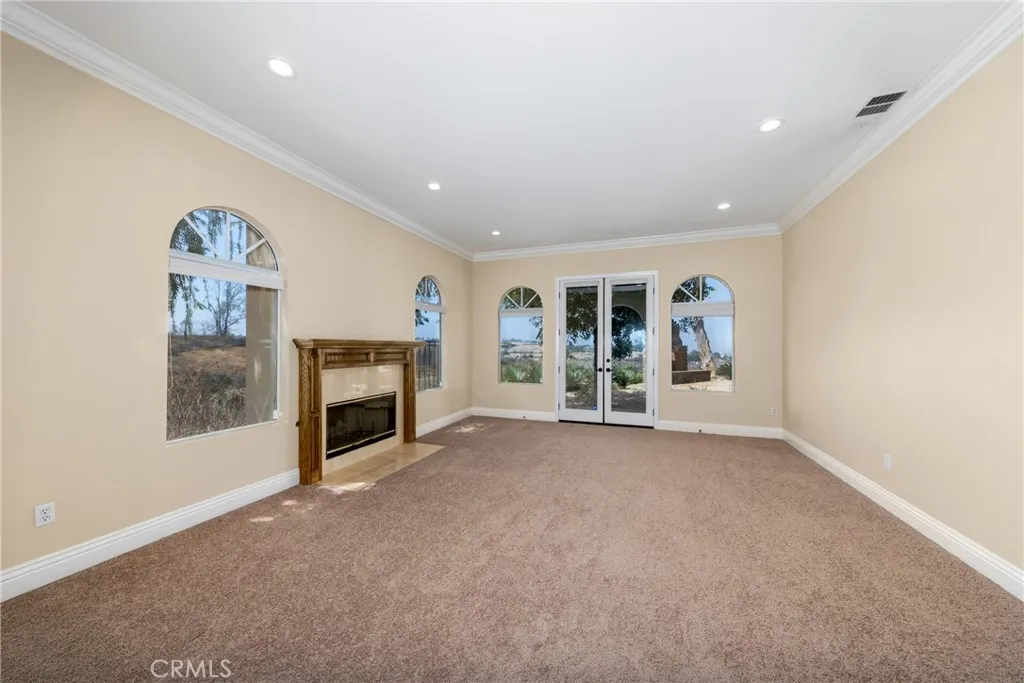 7007 Golden Vale Drive, Riverside, California 92506 home-pic-24