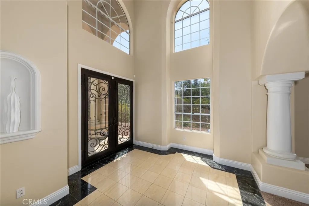 7007 Golden Vale Drive, Riverside, California 92506 home-pic-20