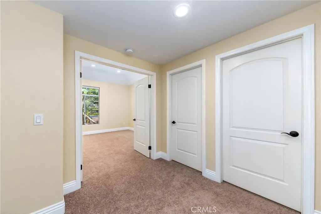 7007 Golden Vale Drive, Riverside, California 92506 home-pic-29