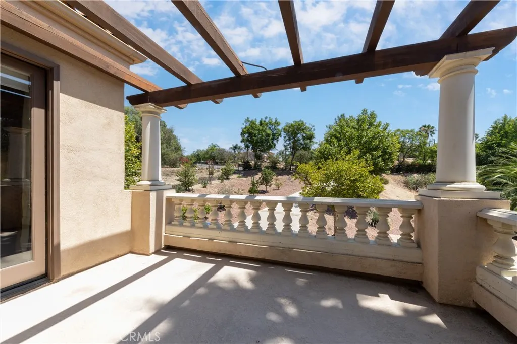 7007 Golden Vale Drive, Riverside, California 92506 home-pic-49