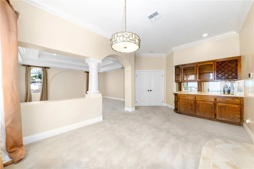 7007 Golden Vale Drive, Riverside, California 92506 home-pic-57