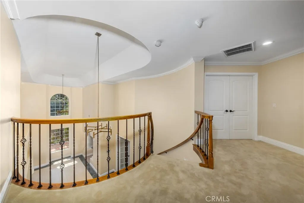 7007 Golden Vale Drive, Riverside, California 92506 home-pic-45