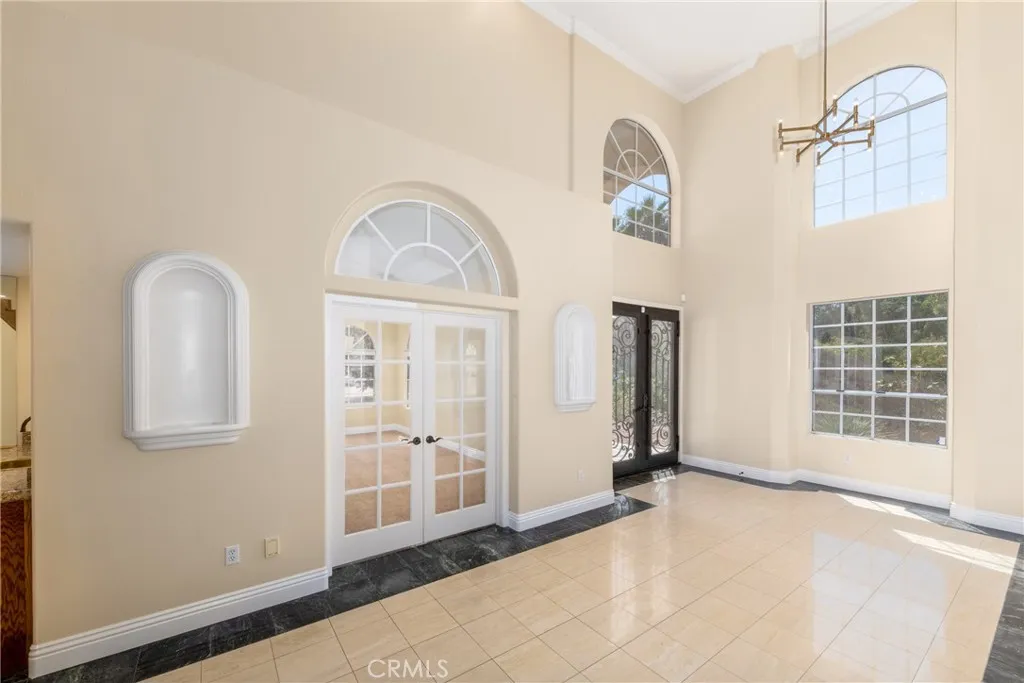 7007 Golden Vale Drive, Riverside, California 92506 home-pic-22