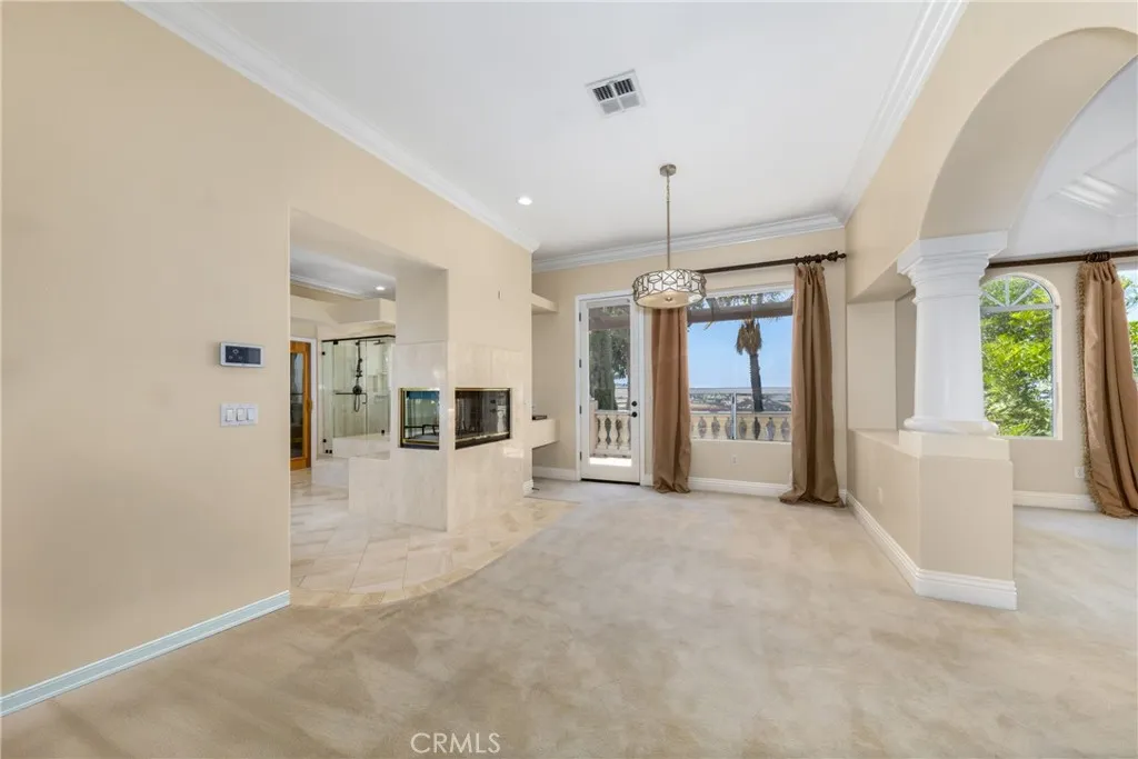7007 Golden Vale Drive, Riverside, California 92506 home-pic-56