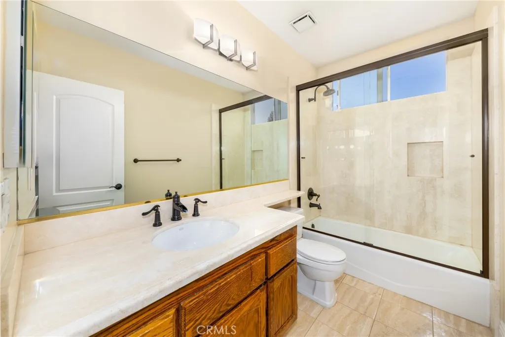 7007 Golden Vale Drive, Riverside, California 92506 home-pic-53