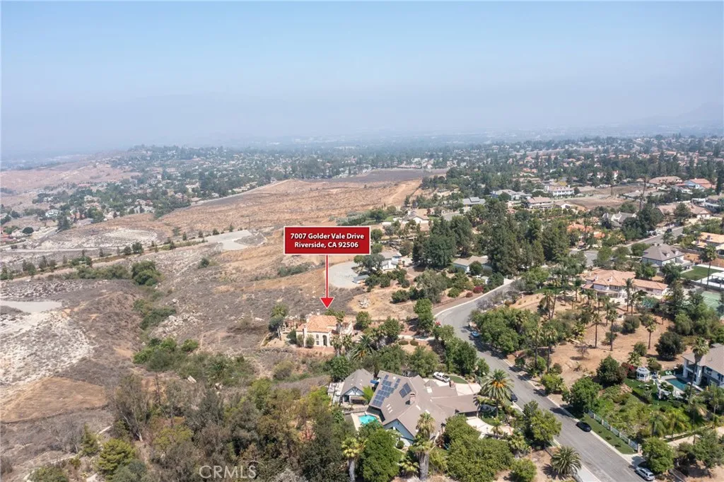 7007 Golden Vale Drive, Riverside, California 92506 home-pic-9