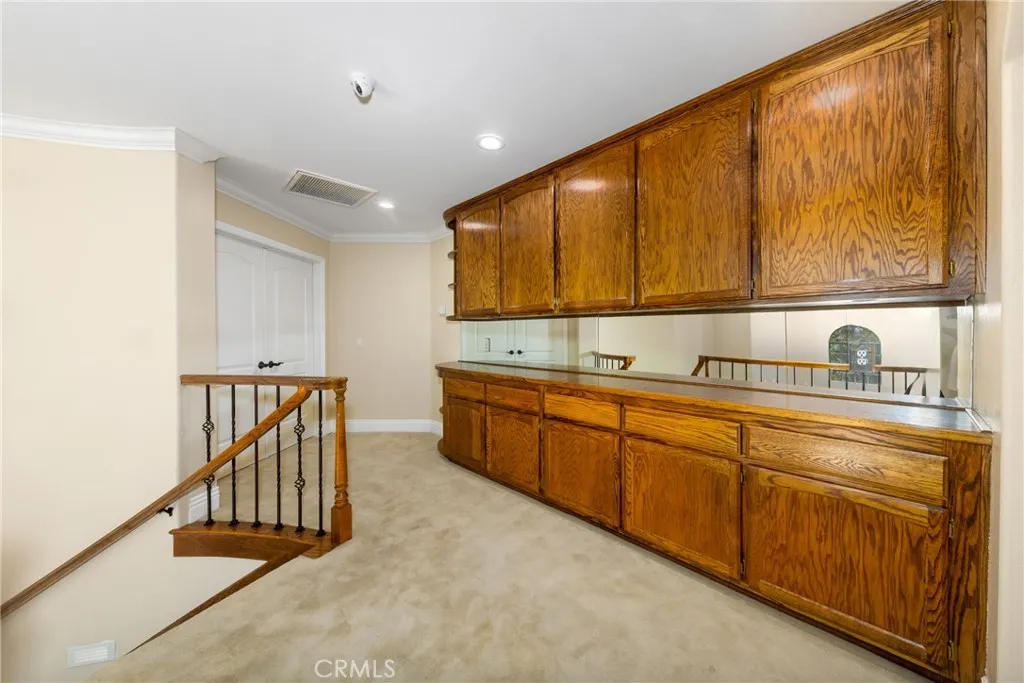 7007 Golden Vale Drive, Riverside, California 92506 home-pic-46